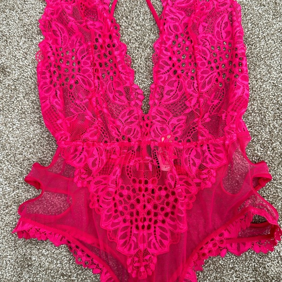 New NWT Victoria’s Secret Very Sexy, Lace Cut Out, Bright Pink, Teddy, Lingerie - Picture 2 of 8